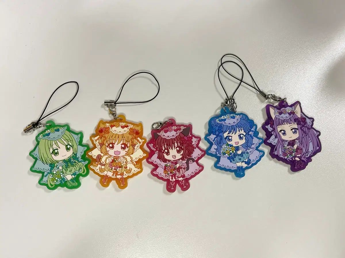 VERIVERY ベリベリ ミュウミュウ ストラップ まとめ