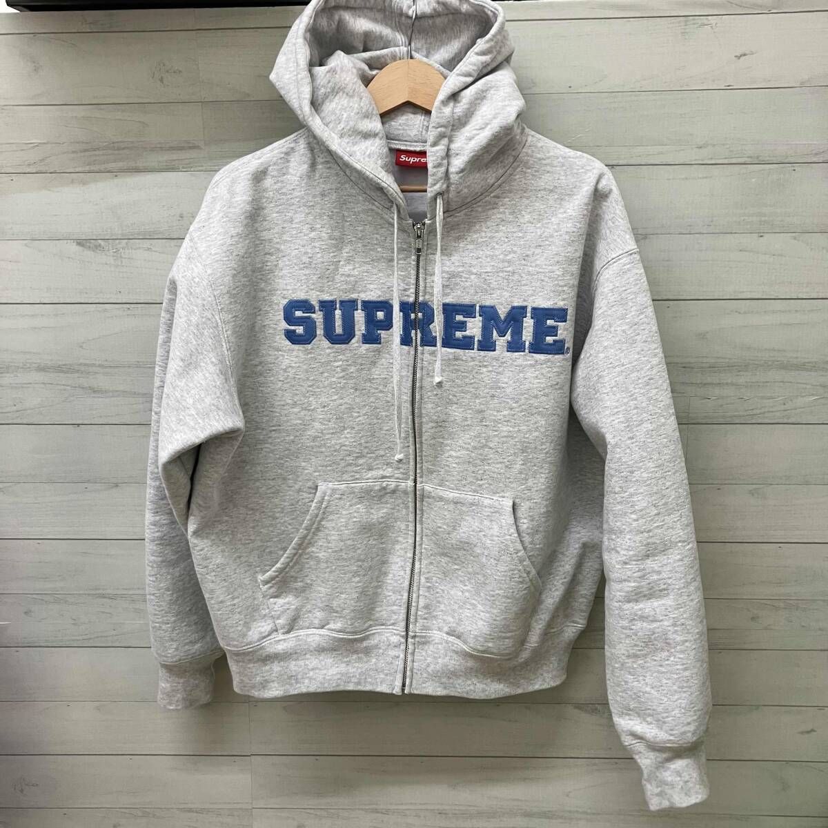 Supreme シュプリームパーカー Sサイズ
