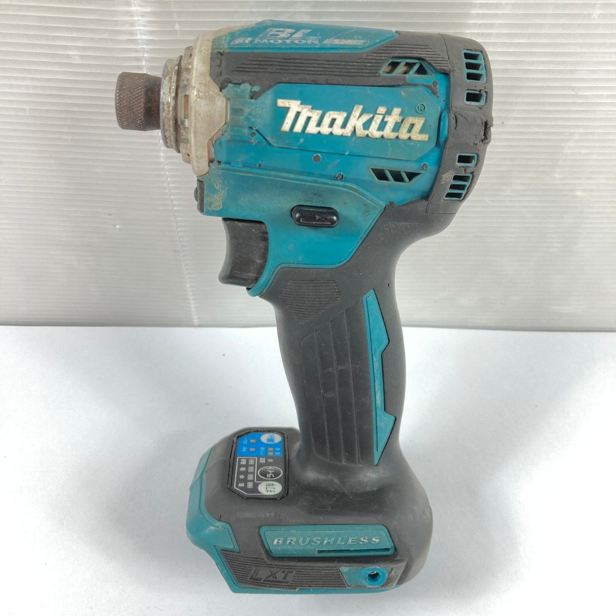 充電式インパクトドライバ 本体のみ