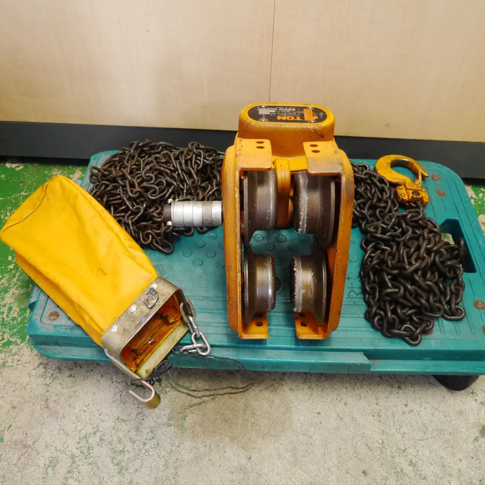  KITO キトー 1 ton チェーンブロック M 3形 トロリ TS 2-367 工具 道具 1トン 1000 kg 荷揚 吊り上げ 運搬 チェンブロ その他 特殊工具
