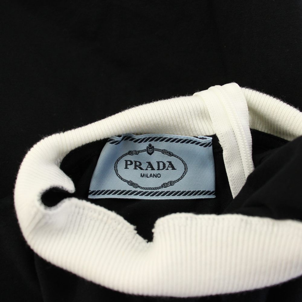 美品 クリーニング済 22AW PRADA プラダ ハイネック バイカラー ロングスリーブTシャツ カットソー S ホワイト ブラック レディース 古着 中古 USED PRADA - 美品 クリーニング済 22AW PRADA プラダ ハイネック バイ