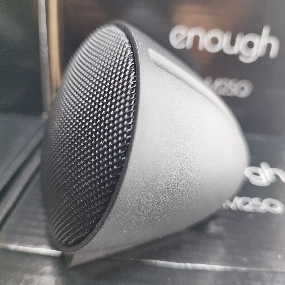 ハイエンド高音質 カーオーディオフルレンジスピーカーenough EN-M2SQ 送料無料】ハイエンド【高音質】カーボン振動板 オンダッシュ