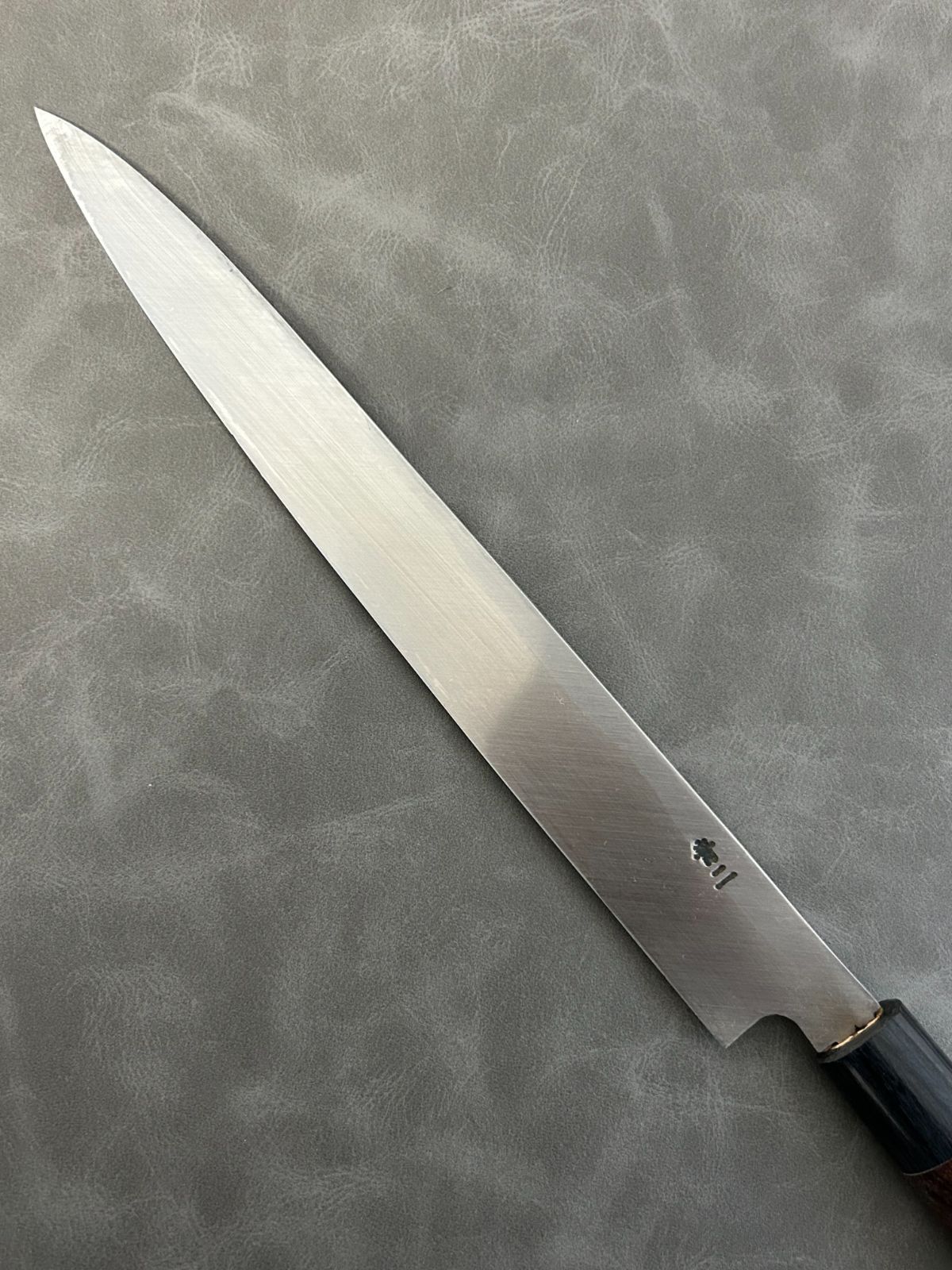 訳あり】 包丁 刺身包丁 柳刃包丁 安来鋼青紙2号 270mm 紫檀シノギ柄