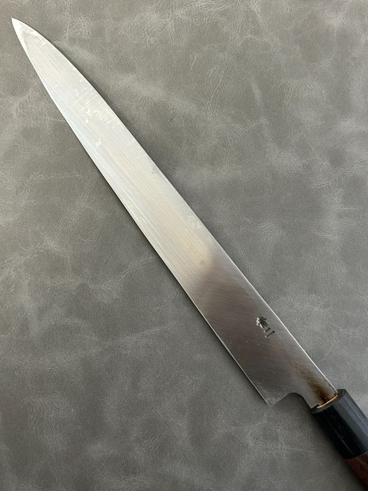 訳あり】 包丁 刺身包丁 柳刃包丁 安来鋼青紙2号 270mm 紫檀シノギ柄