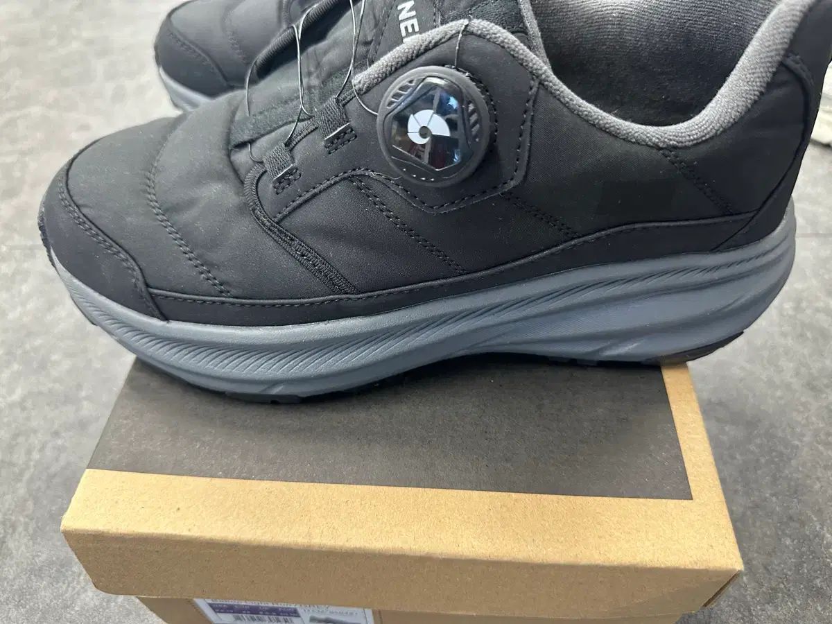 NEPA ネパ ブラック サン SAN 登山靴 260 mm