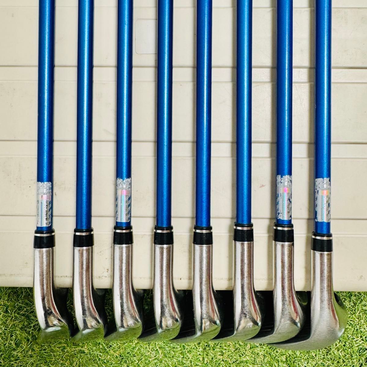 良品】豪華8本 13代目ゼクシオ XXIO13 メンズアイアンセット 8本 SR