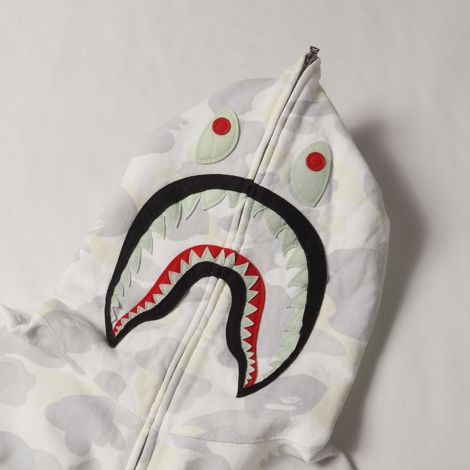 A BATHING APE ア ベイシング エイプ パーカー ホワイトカモ サイズ:XL