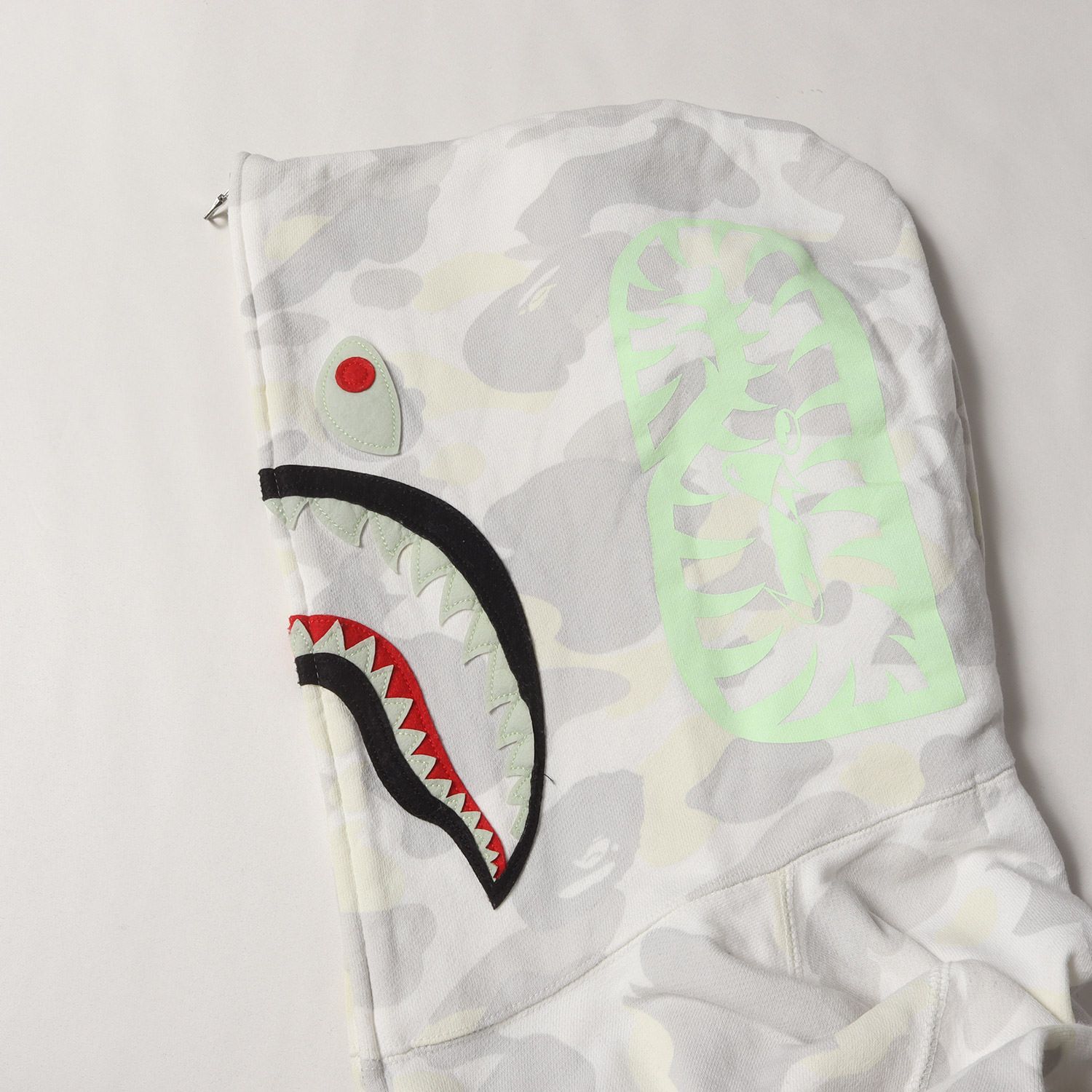 A BATHING APE ア ベイシング エイプ パーカー ホワイトカモ サイズ:XL