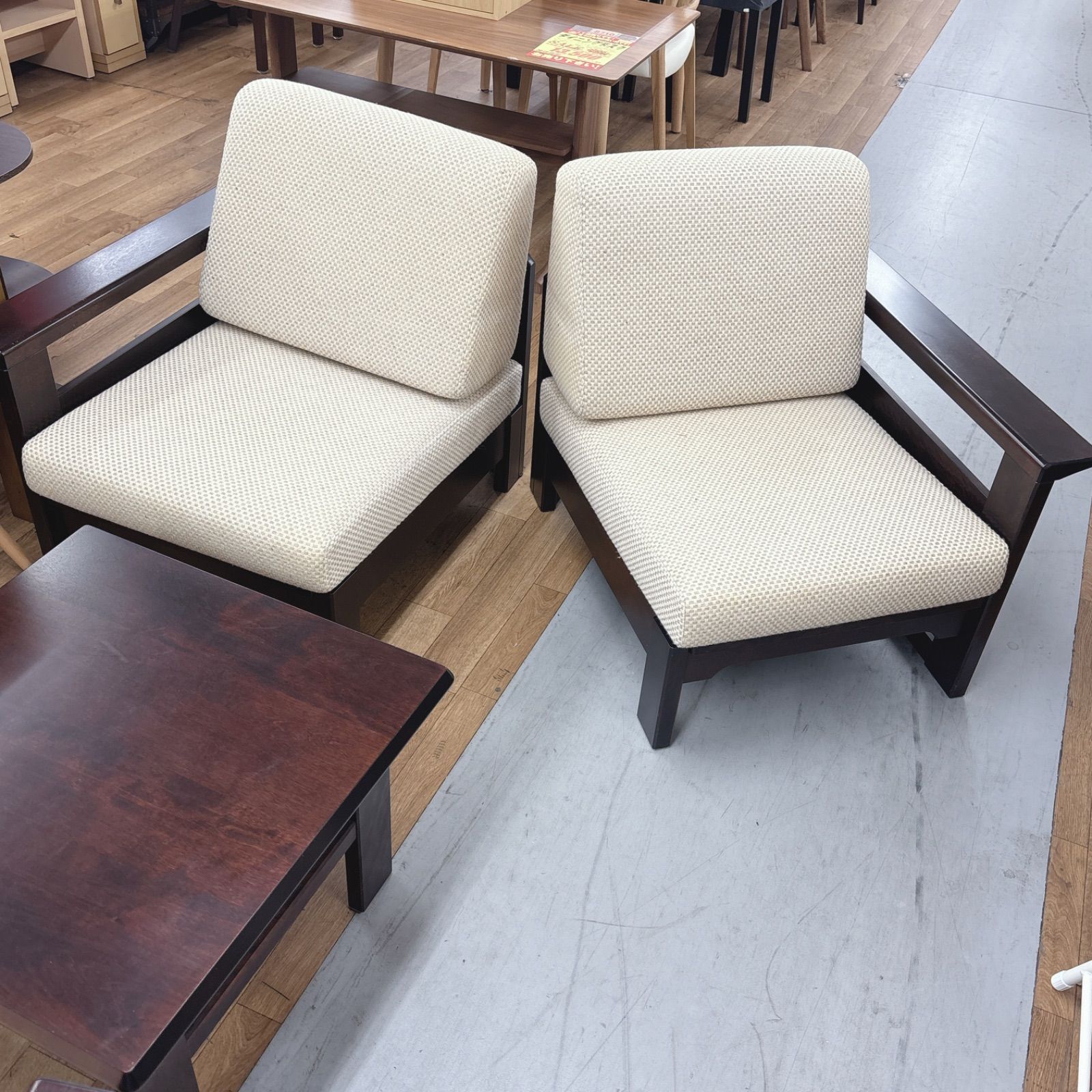 I376 🌈 名古屋市近郊配送設置無料！ 北海道民芸家具 ソファ＆テーブル