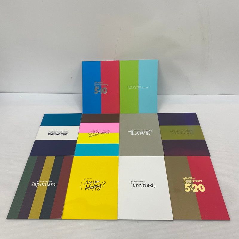 現状渡し品】 嵐 FC限定 ARASHI at 5 DOMES 2009-2019 写真集 【086