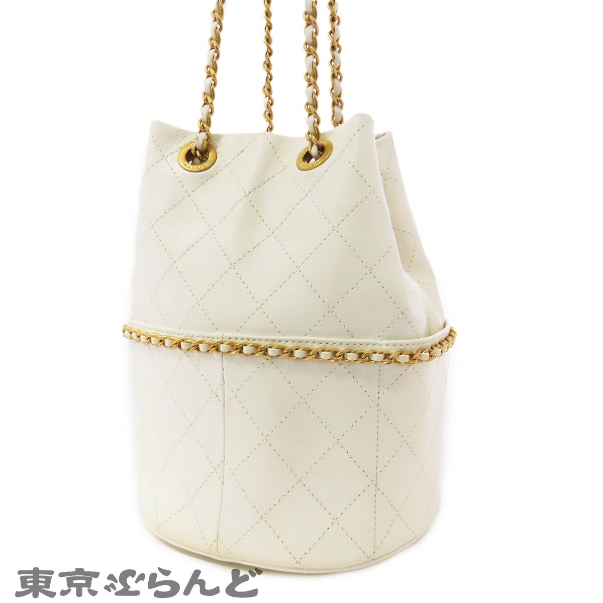 CHANEL ホワイト バケツ型ショルダーバッグ CHANEL ホワイト バケツ型ショルダーバッグ