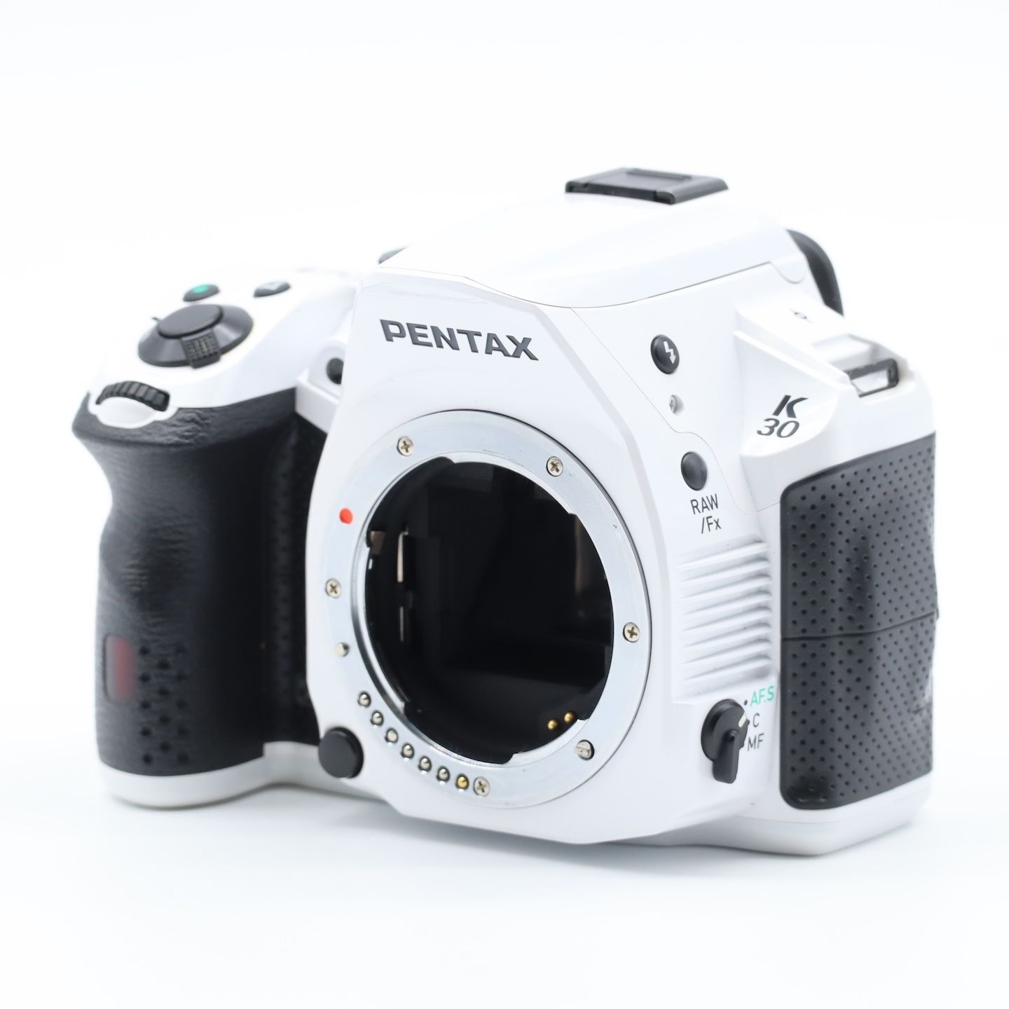 ショット数 わずか3，587回！ ペンタックス PENTAX KP ボディ ブラック