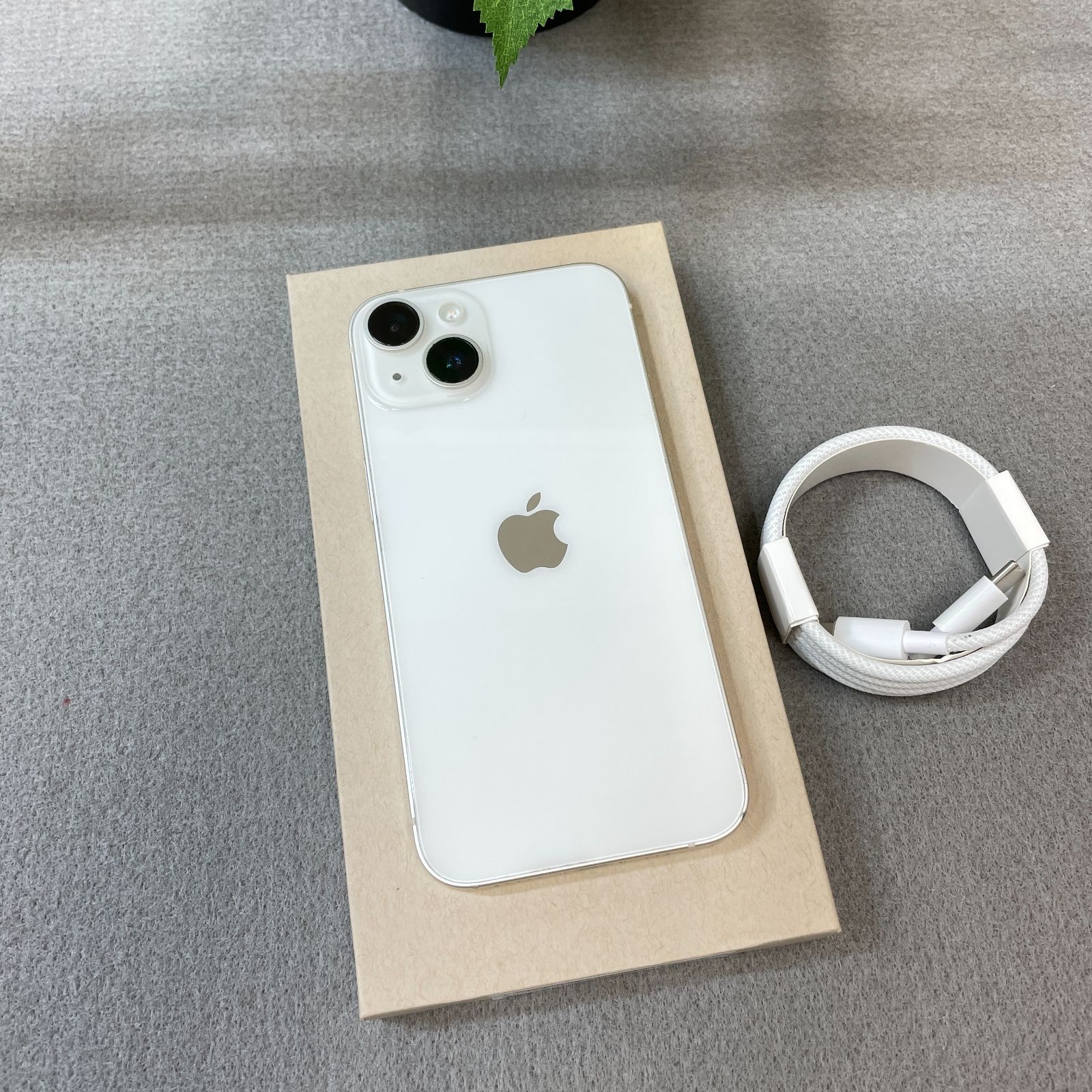 iPhone 13 128GB スターライト 国内版 SIMフリー送料無料 128GB 0 