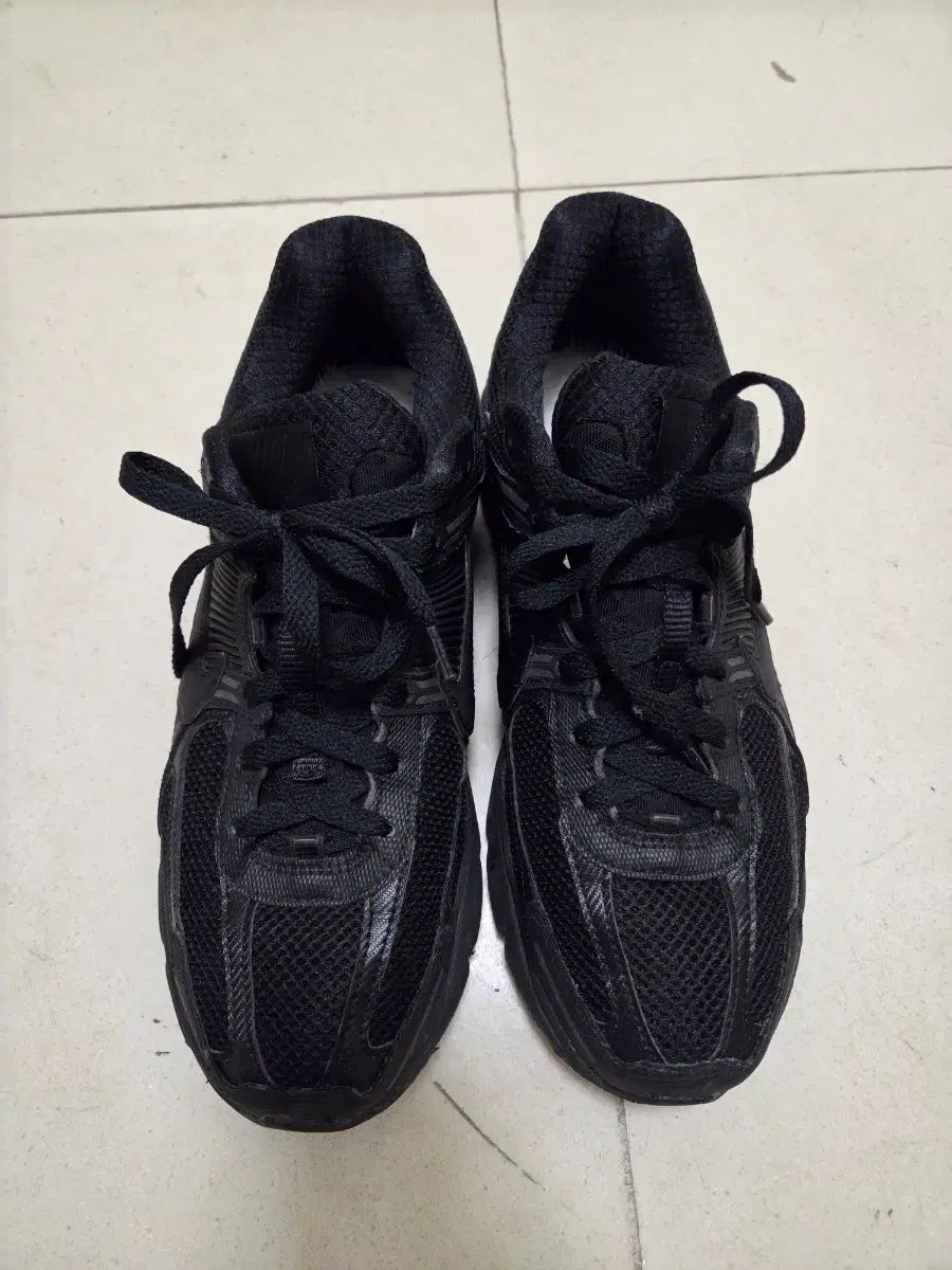 ナイキ ズーム ボメロ ブラック 270