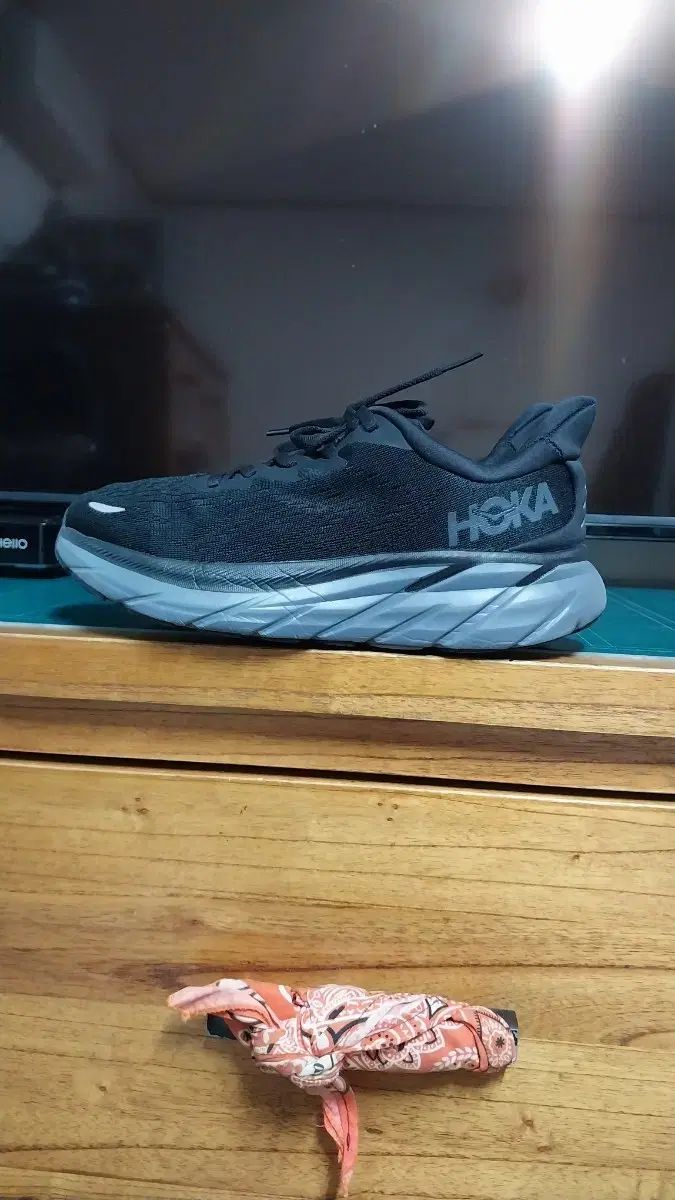 ホカ ブラック ランニングシューズ 245