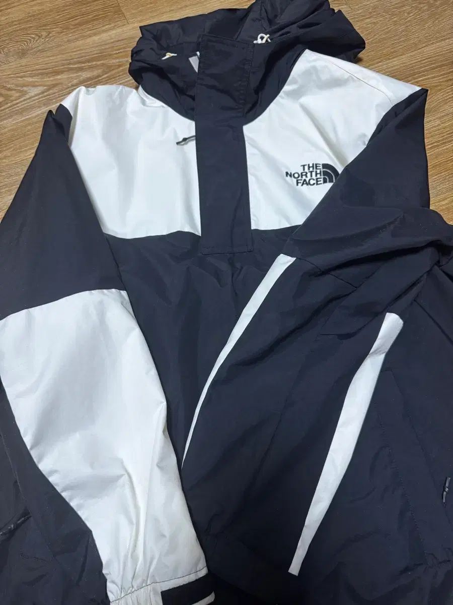 THE NORTH FACE ザノースフェイス Anorak アノラック 95 m ブラック ホワイト