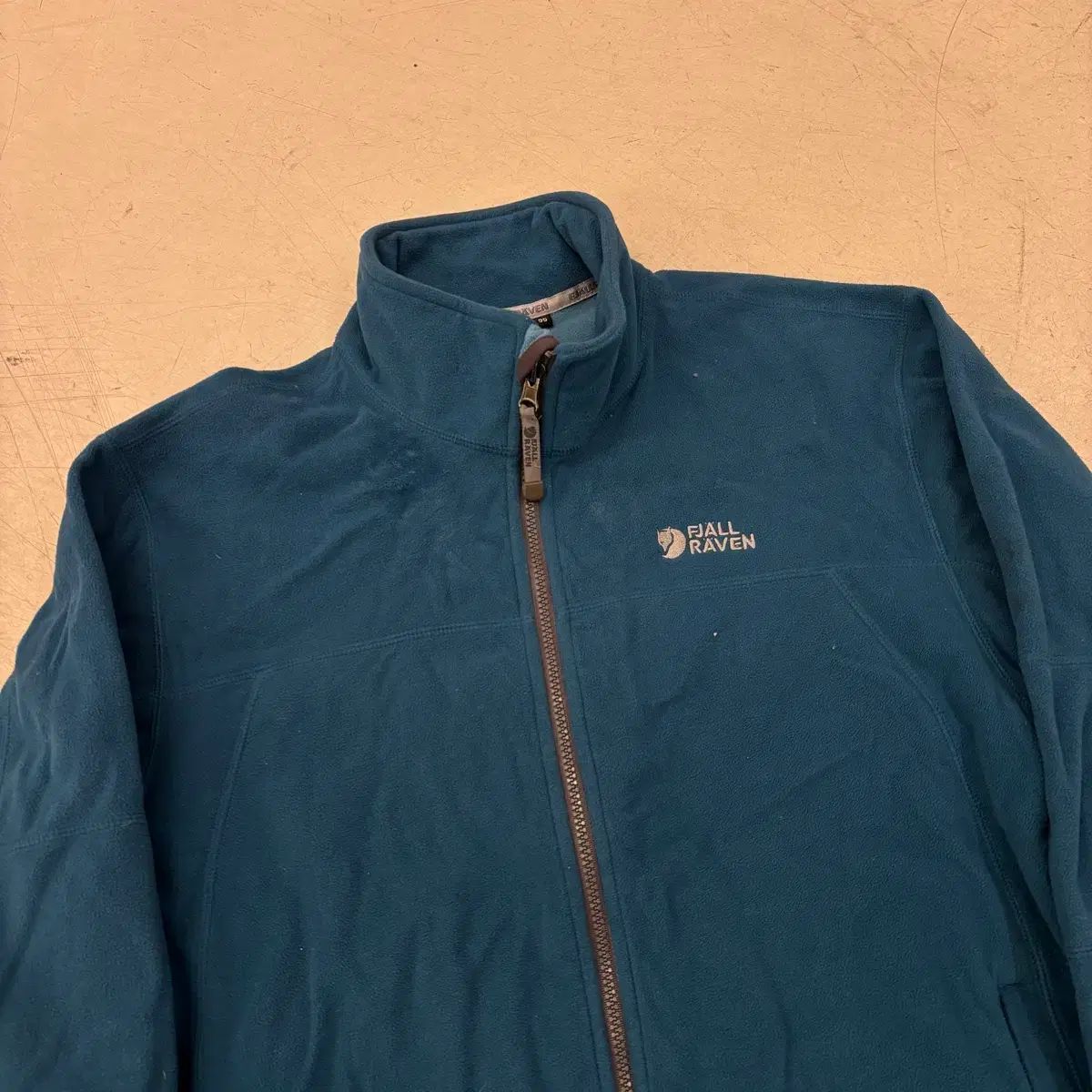 フェールラーベン ブルー フリース ジップアップ