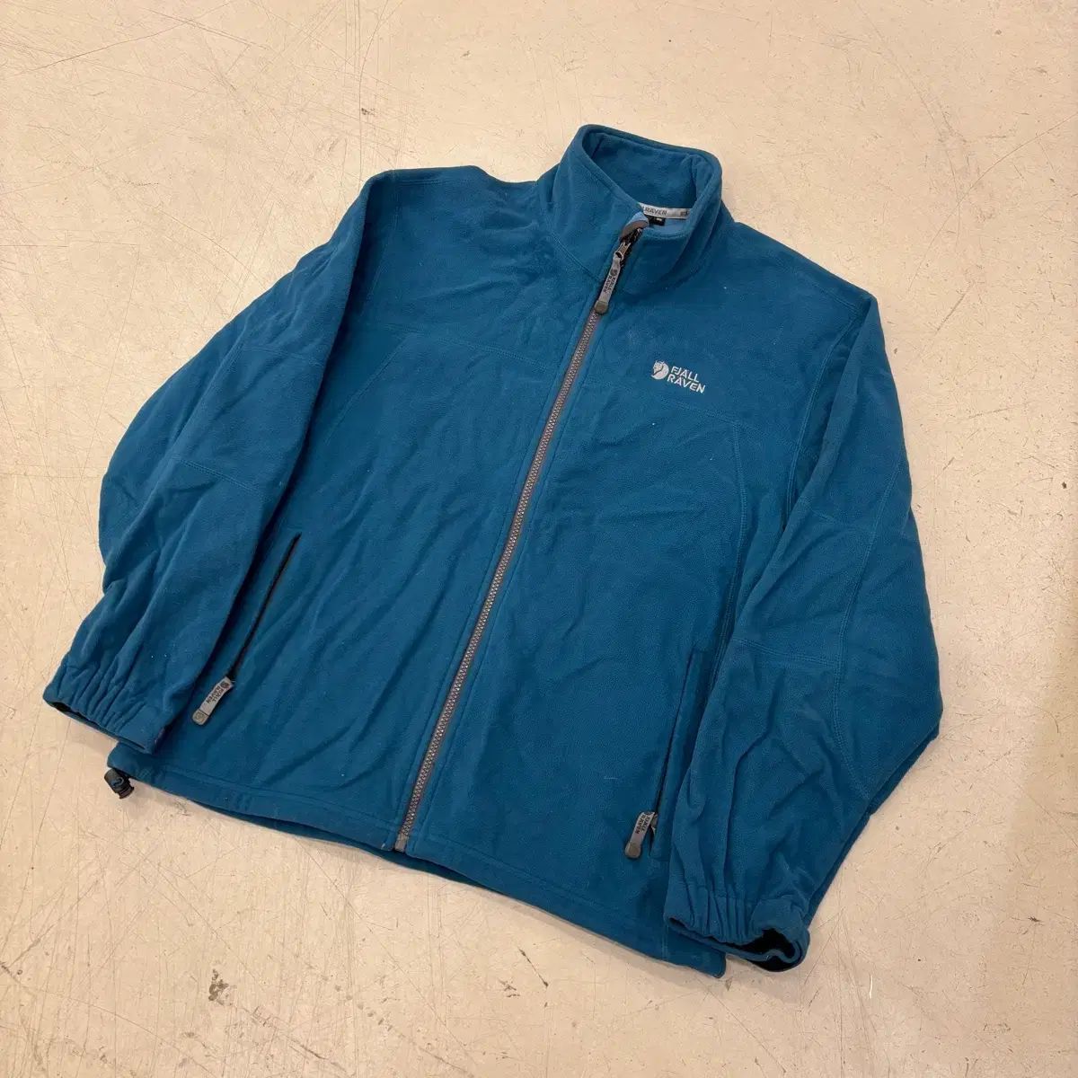 フェールラーベン ブルー フリース ジップアップ