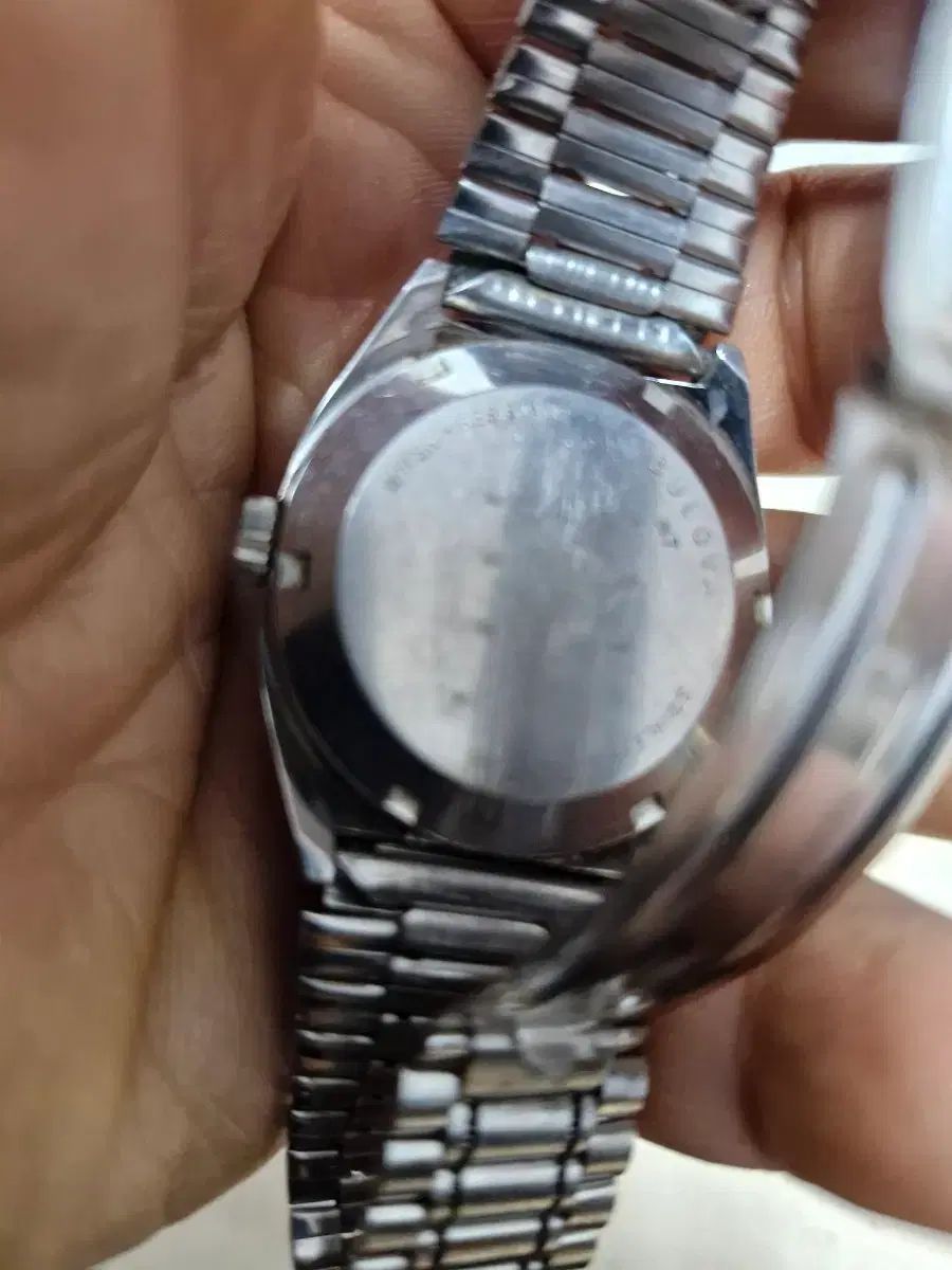 ブローバ リストウォッチ