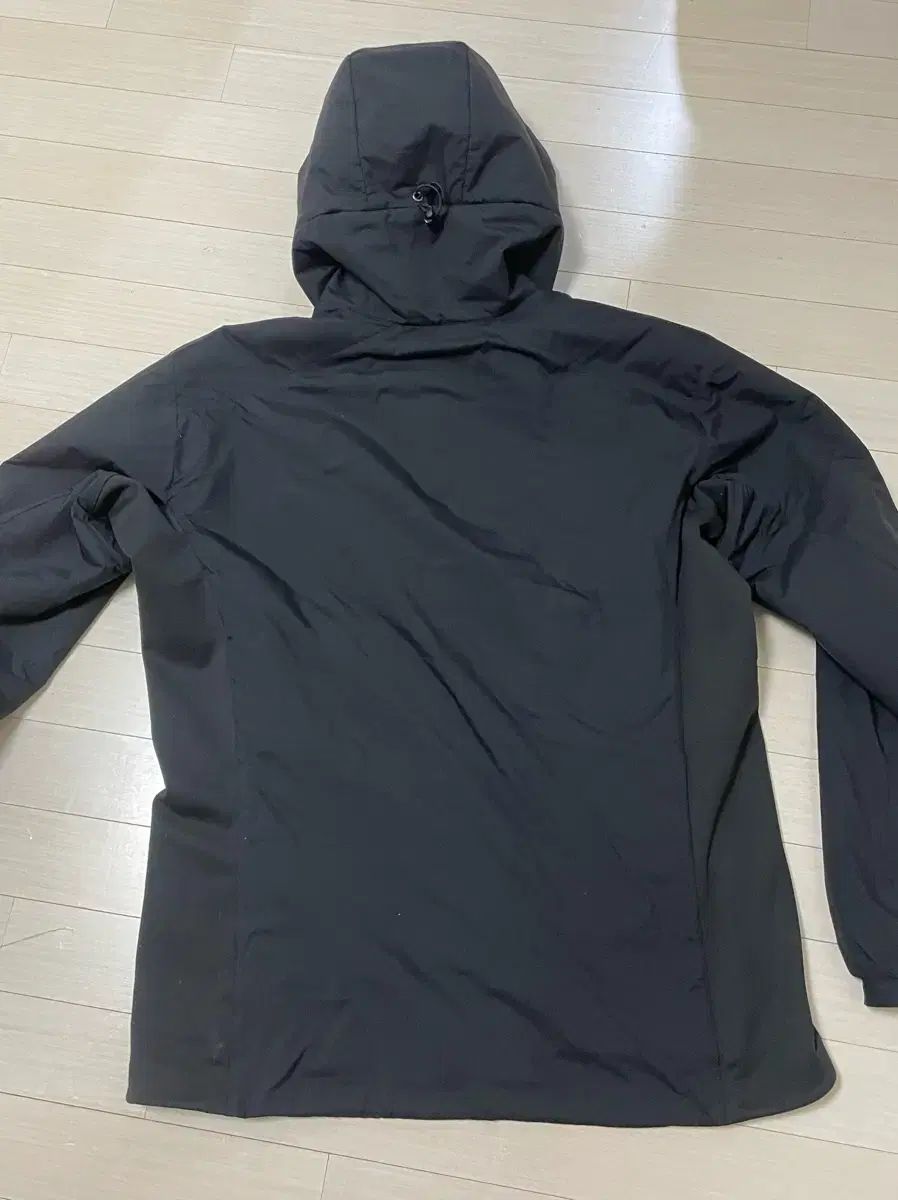  24 F W ARC TERYX アークテリクス Atom アトム LT フーディー ブラック L その他 アウター