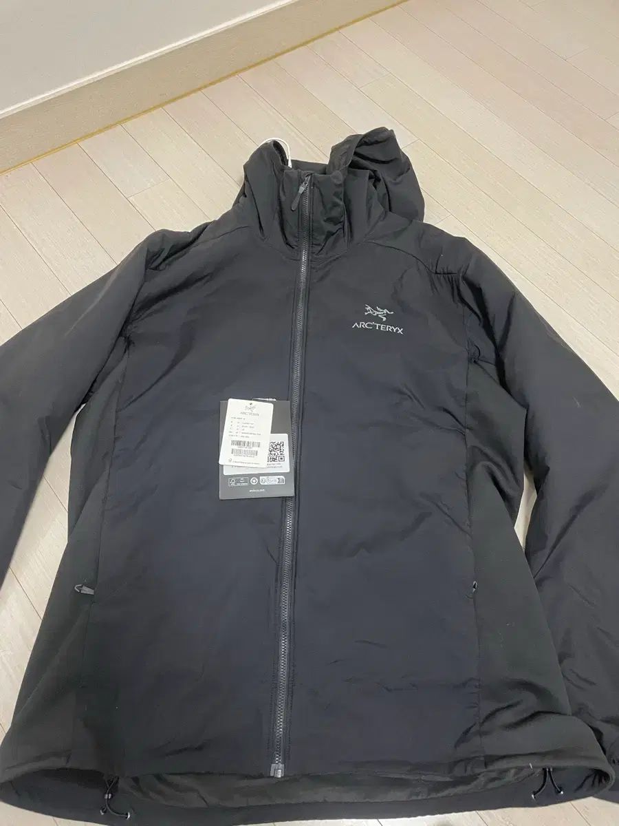 24 F|W ARC TERYX アークテリクス Atom アトム LT フーディー ブラック L