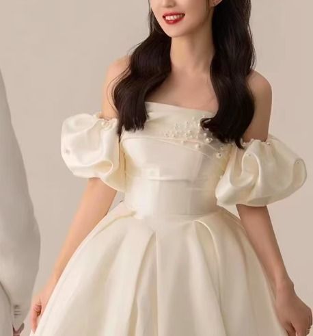 胸元パール ウェディングドレス プリンセス パフ袖 可愛い 韓国