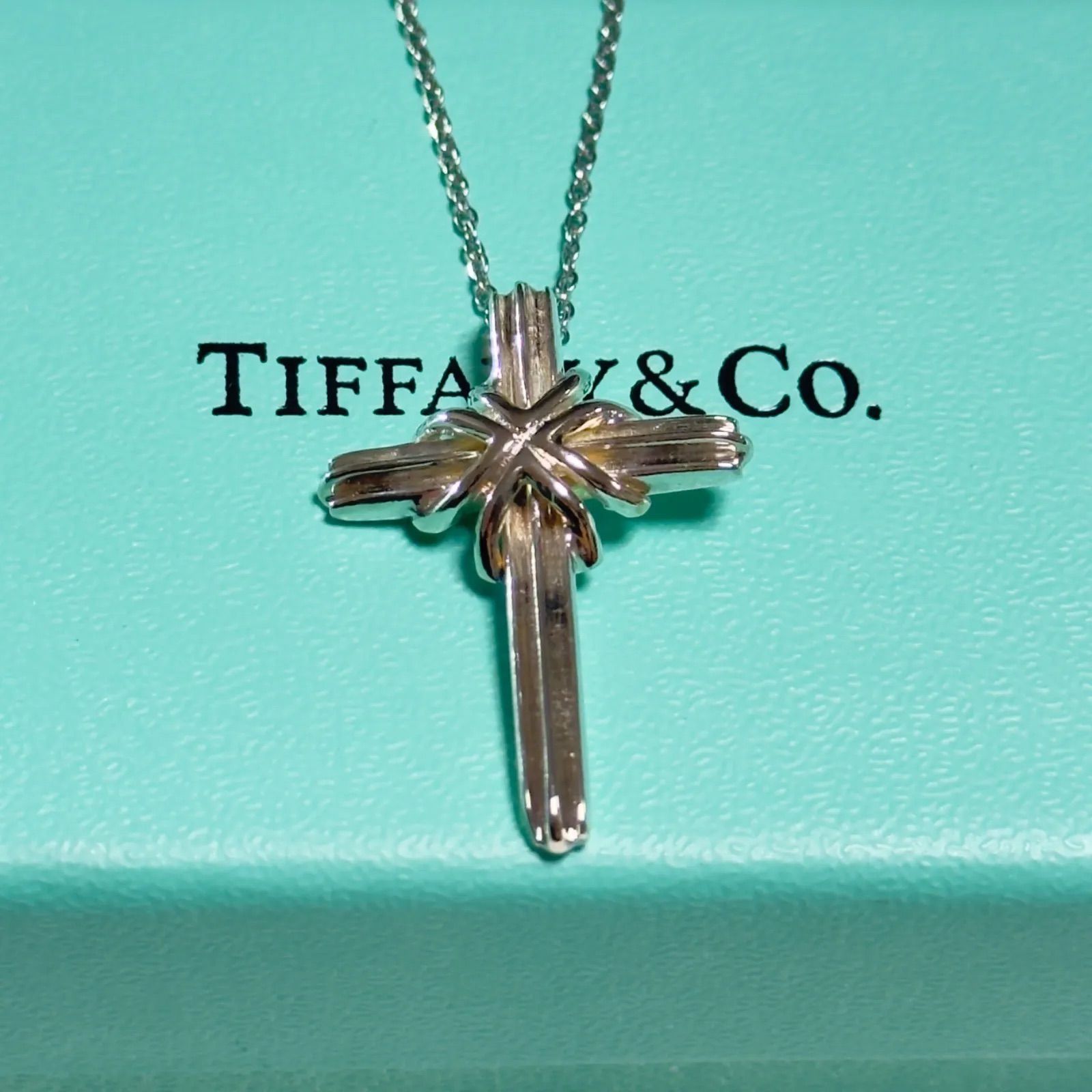 ティファニー　ヴィンテージ　シルバー925 シグネチャークロスネックレス　美品 美品】Tiffany & Co. ティファニー シグネチャー クロス ネックレス