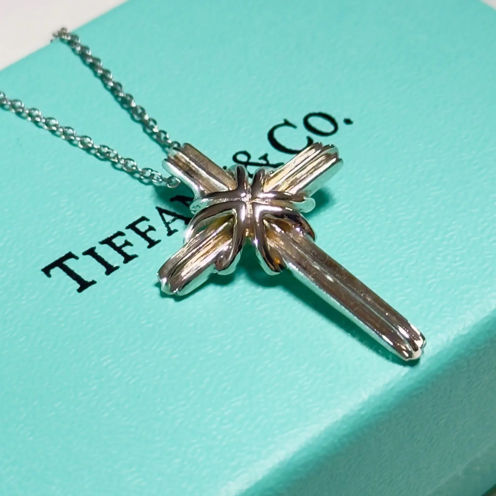 美品】Tiffany & Co. ティファニー シグネチャー クロス ネックレス