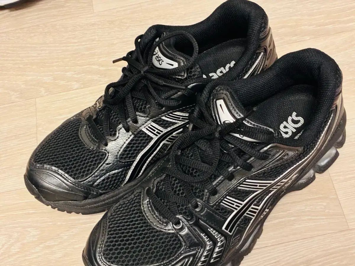 アシックス ゲル カヤノ14 ブラック ピュア シルバー 260