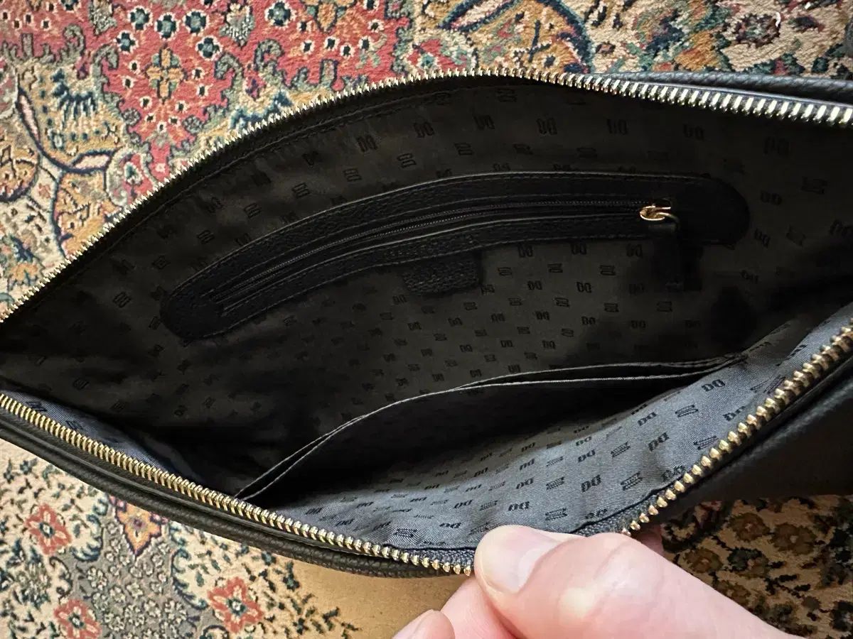 DAKS ダックス　クラッチバック　セカンドバック　ポーチ　化粧入れ ダックス(DAKS) DAKS クラッチバッグ バッグ ポーチ ハンドバッグ DAKS