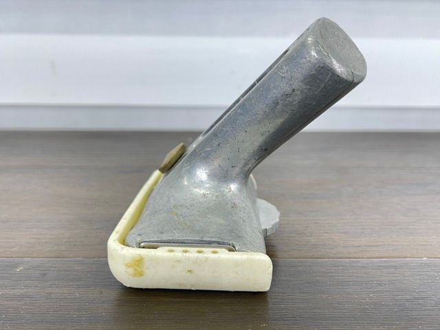 堺芳 パーキリ サカヨシ コーナーカッター クッションフロア カーペット 内装工事 切断 施工工具 | 515887