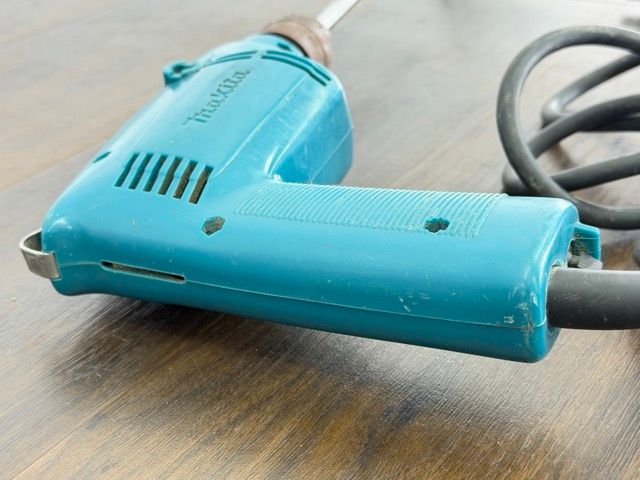 マキタ 10ｍｍ震動ドリル