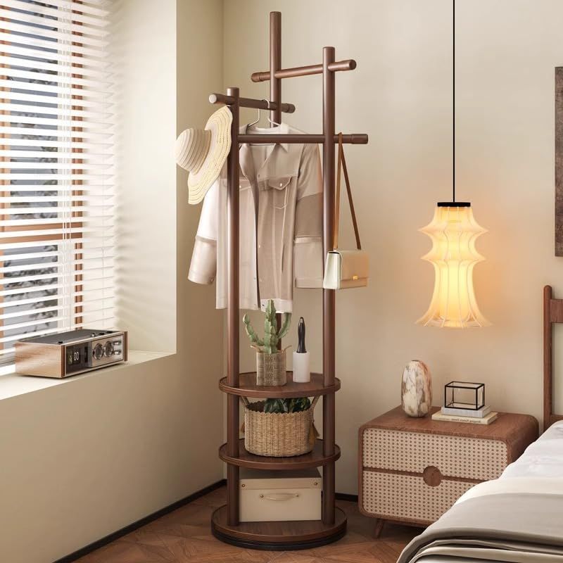 在庫処分 木製 3段棚付き 回転 省スペース おしゃれ 組立簡単 スリム ポールハンガー ハンガーラック コートハンガー 服かけスタンド 玄関収納 衣類収納 帽子掛け リビング 寝室用 ウォールナット