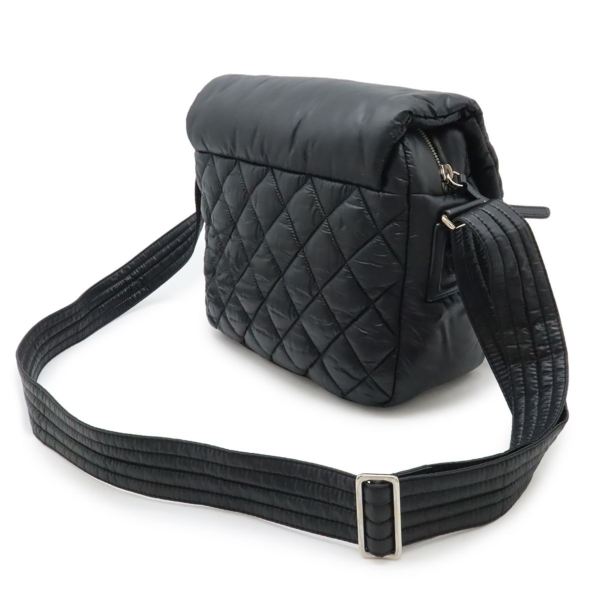 CHANEL シャネル コココクーン マトラッセ スモール