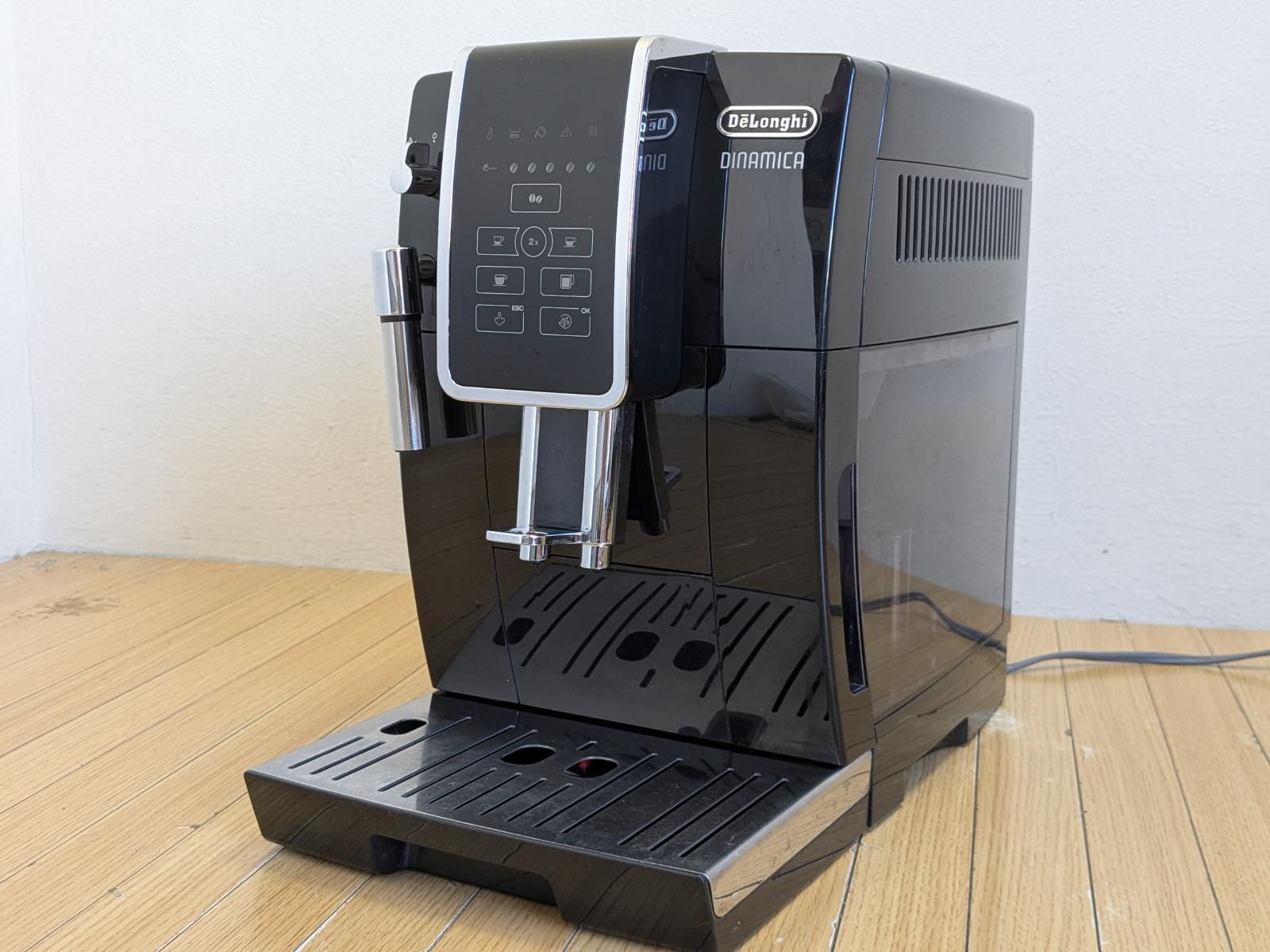 Delonghi デロンギ ECAM35015BH コンパンクトコーヒーマシン 