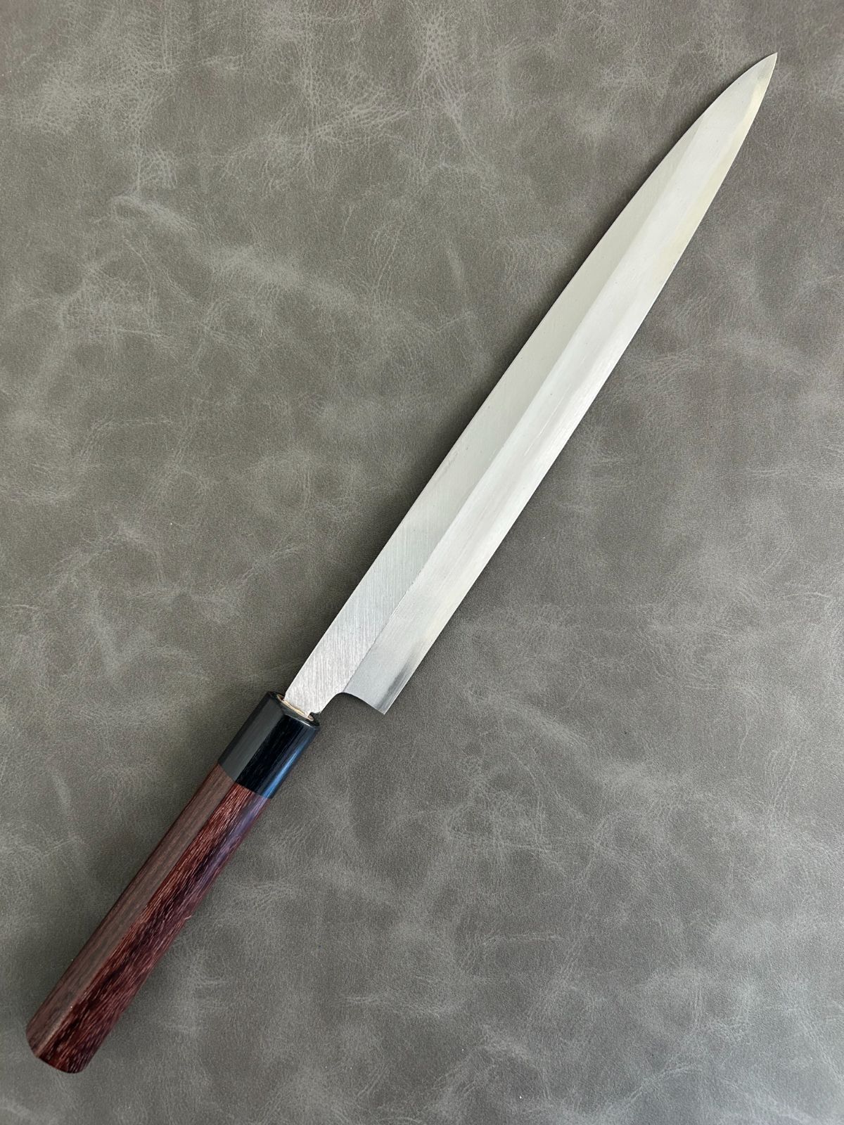 訳あり 包丁 刺身包丁 柳刃包丁 安来鋼青紙２号 270 mm 紫檀シノギ柄 35