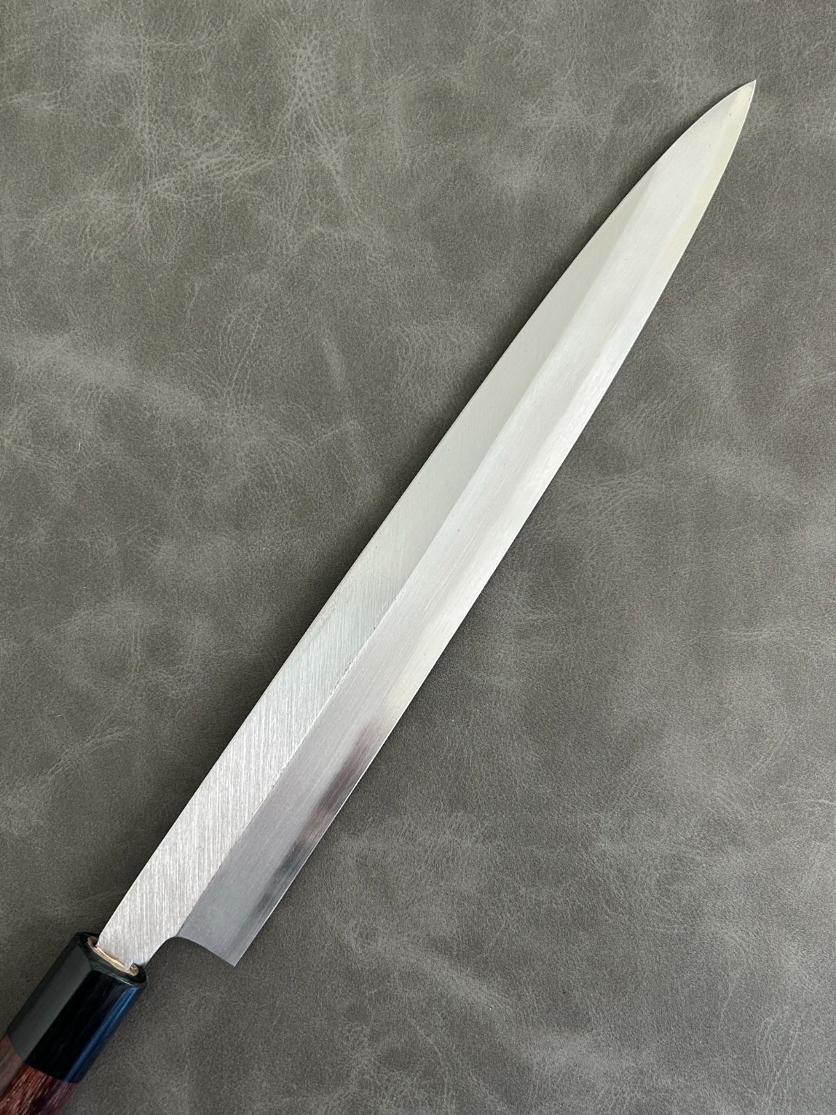 訳あり 包丁 刺身包丁 柳刃包丁 安来鋼青紙２号 270 mm 紫檀シノギ柄 35