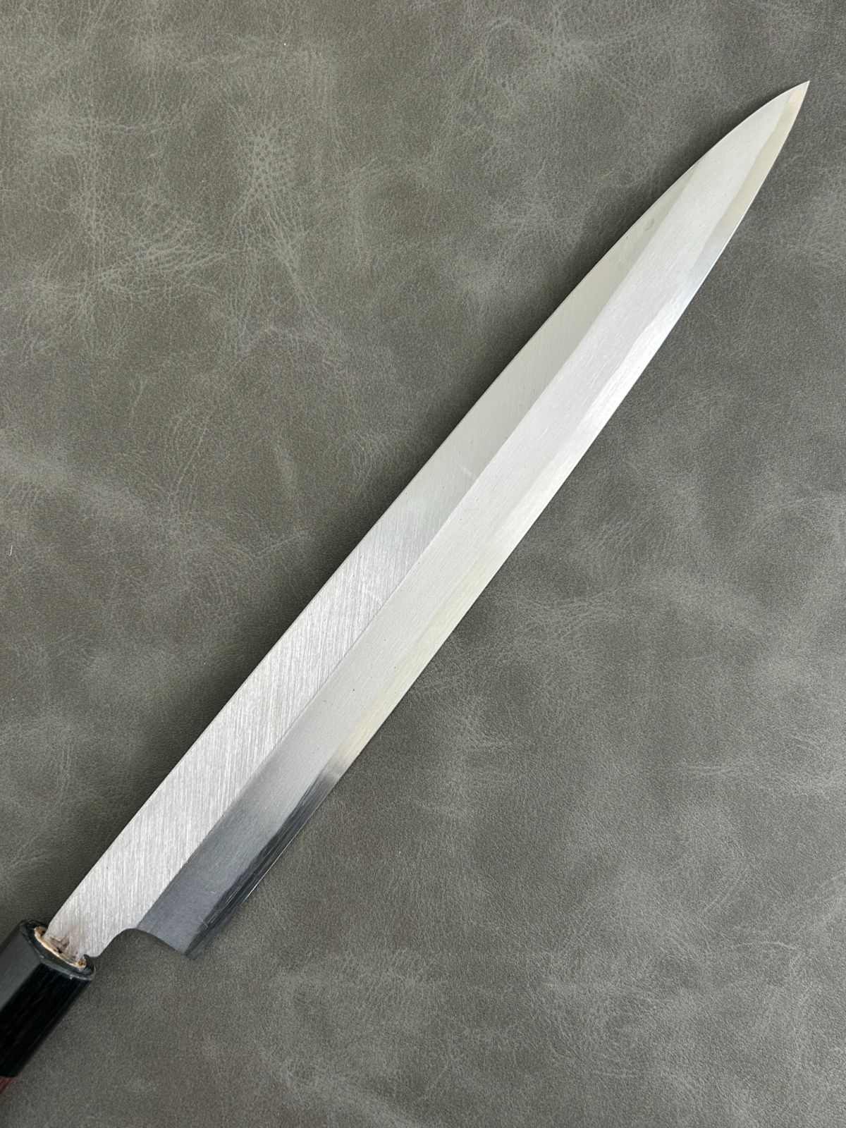 訳あり 包丁 刺身包丁 柳刃包丁 安来鋼青紙２号 270 mm 紫檀シノギ柄 37