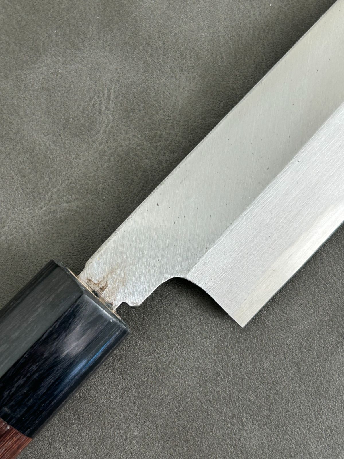 訳あり 包丁 刺身包丁 柳刃包丁 安来鋼青紙2号 270 mm 紫檀シノギ柄 37