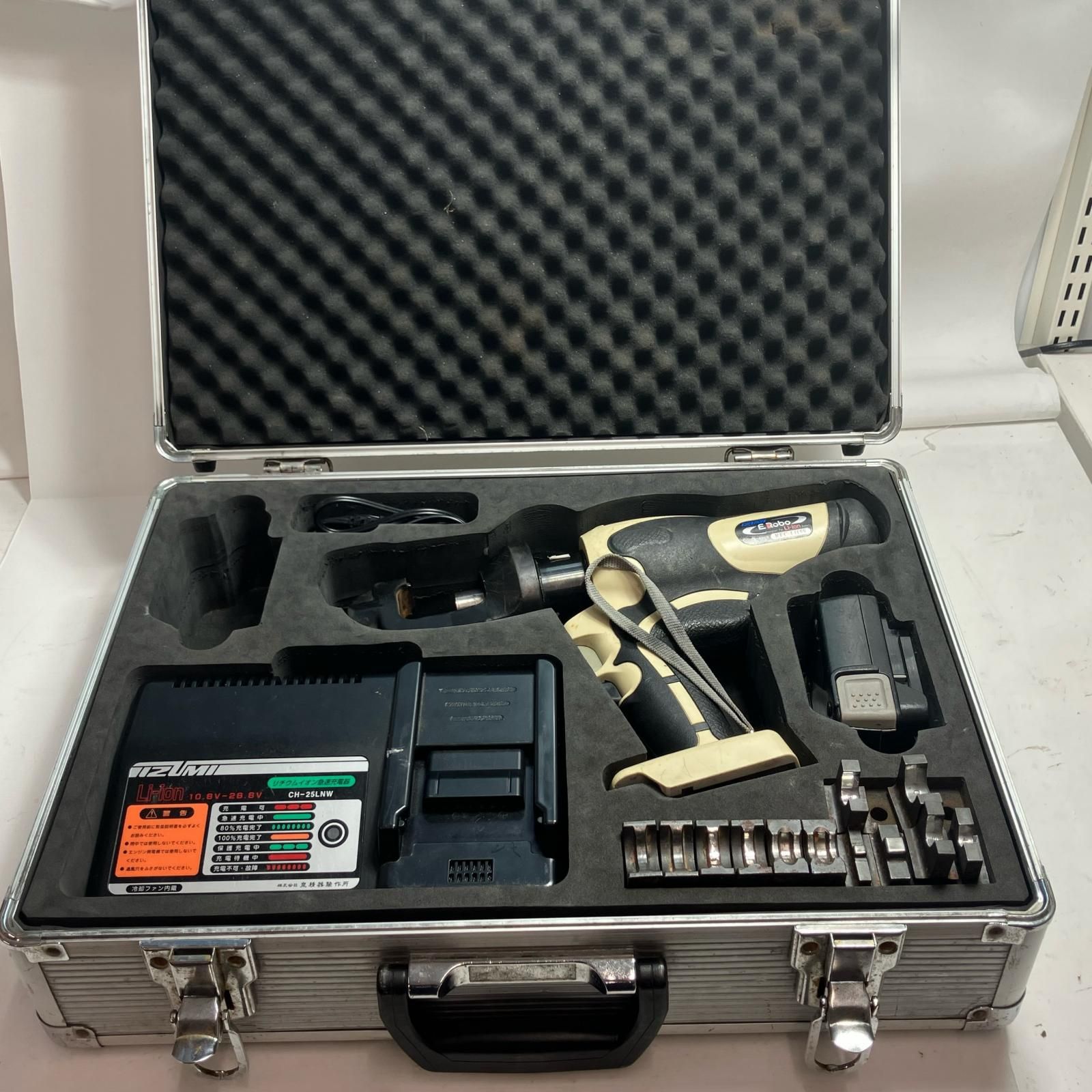 IZUMI 電動油圧式工具 圧着 圧縮 REC-Li 15 S