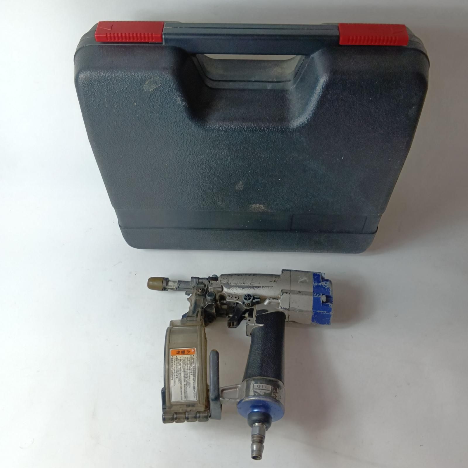 MAKITA マキタ ポケットエア釘打ち AN 302 P グレー ケース付 常圧