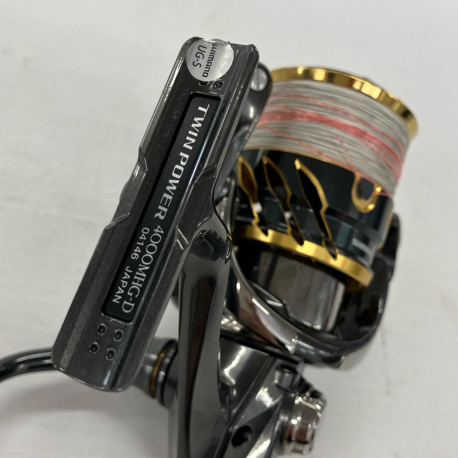 04146 スピニングリール