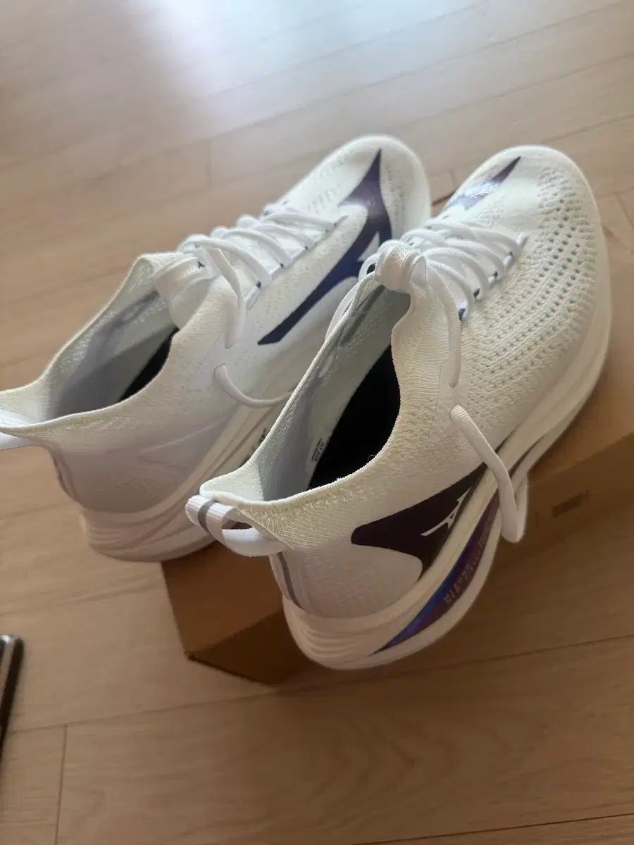 2 ランニングシューズ