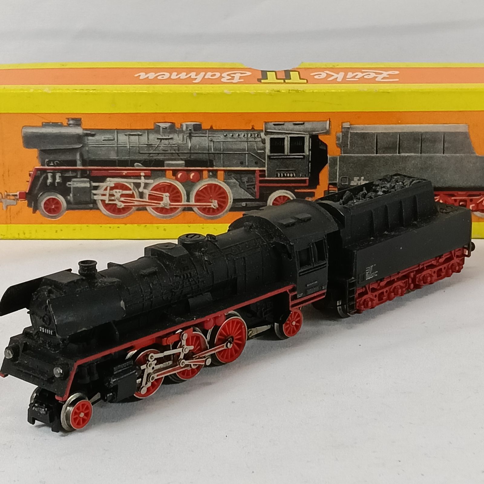 希少品 Zeuke ツォイケ TTゲージ (1/120) DR BR52 蒸気機関車 旧