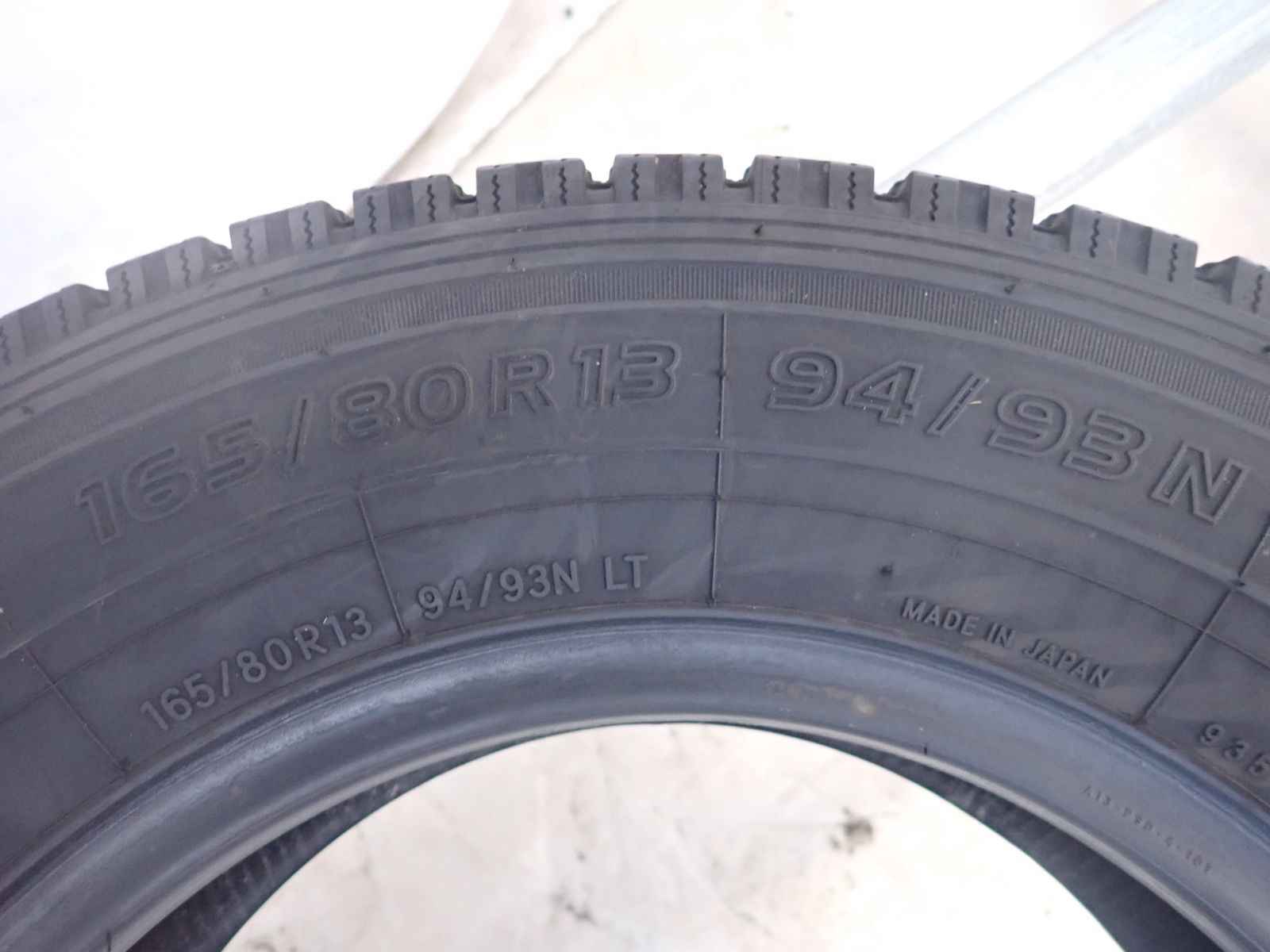 冬4本SET 会社宛 送料無料 165/80R13 94/93 LT トーヨー DELVEX 935 
