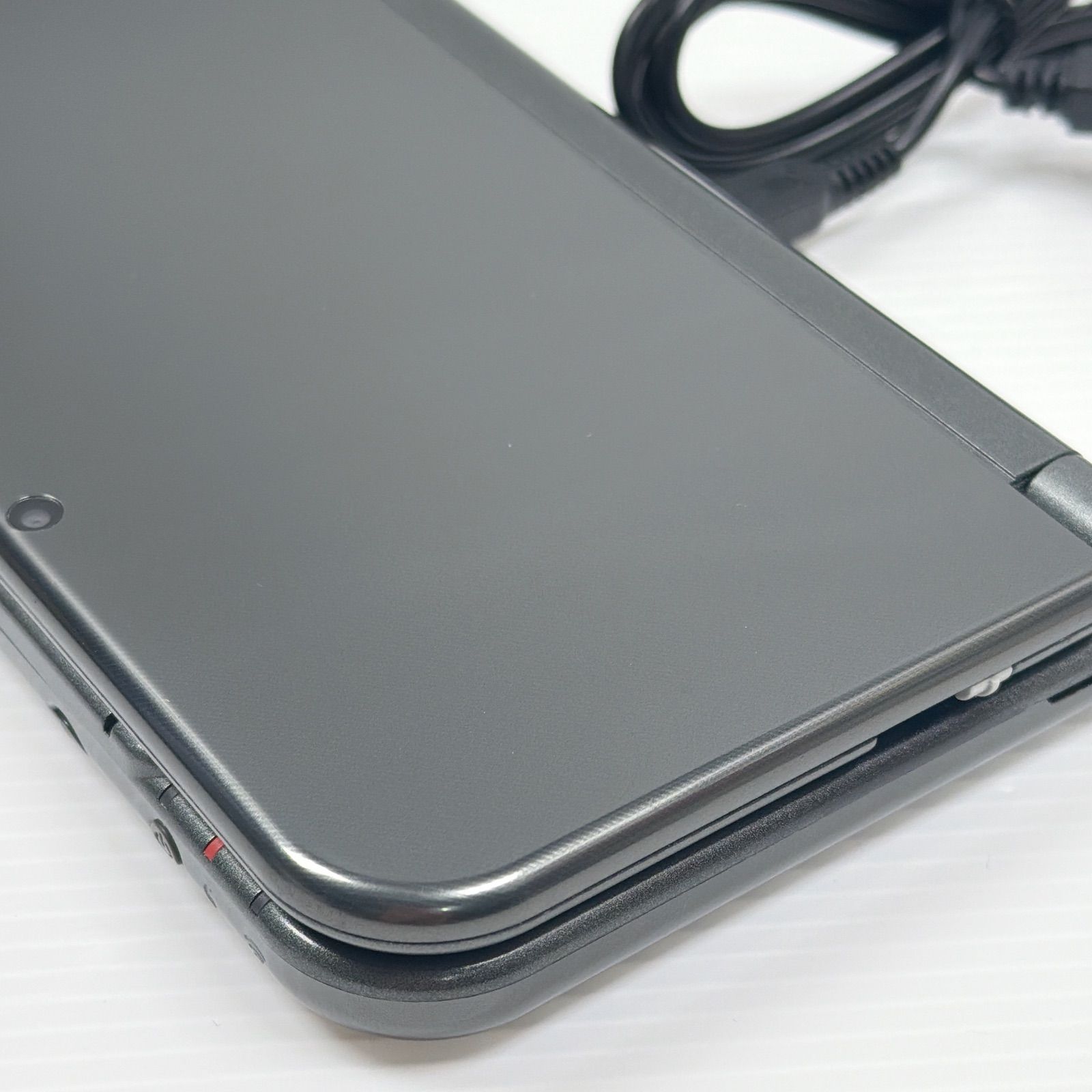 New ニンテンドー 3DSLL メタリックブラック 上画面IPS液晶 画面美品