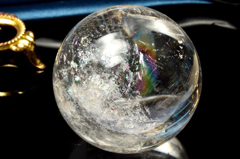1点物】高透明◇アイリスクォーツ レインボー水晶 50mm 丸玉(台座付き 