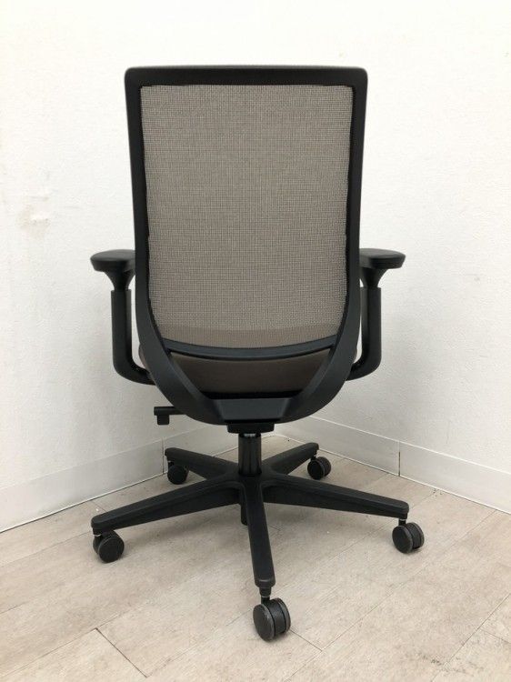  アウトレット品 コクヨ 可動肘付ミトラ2チェア C04 B130M グレー 座面調整 オフィスチェア ワークチェア 椅子 チェア