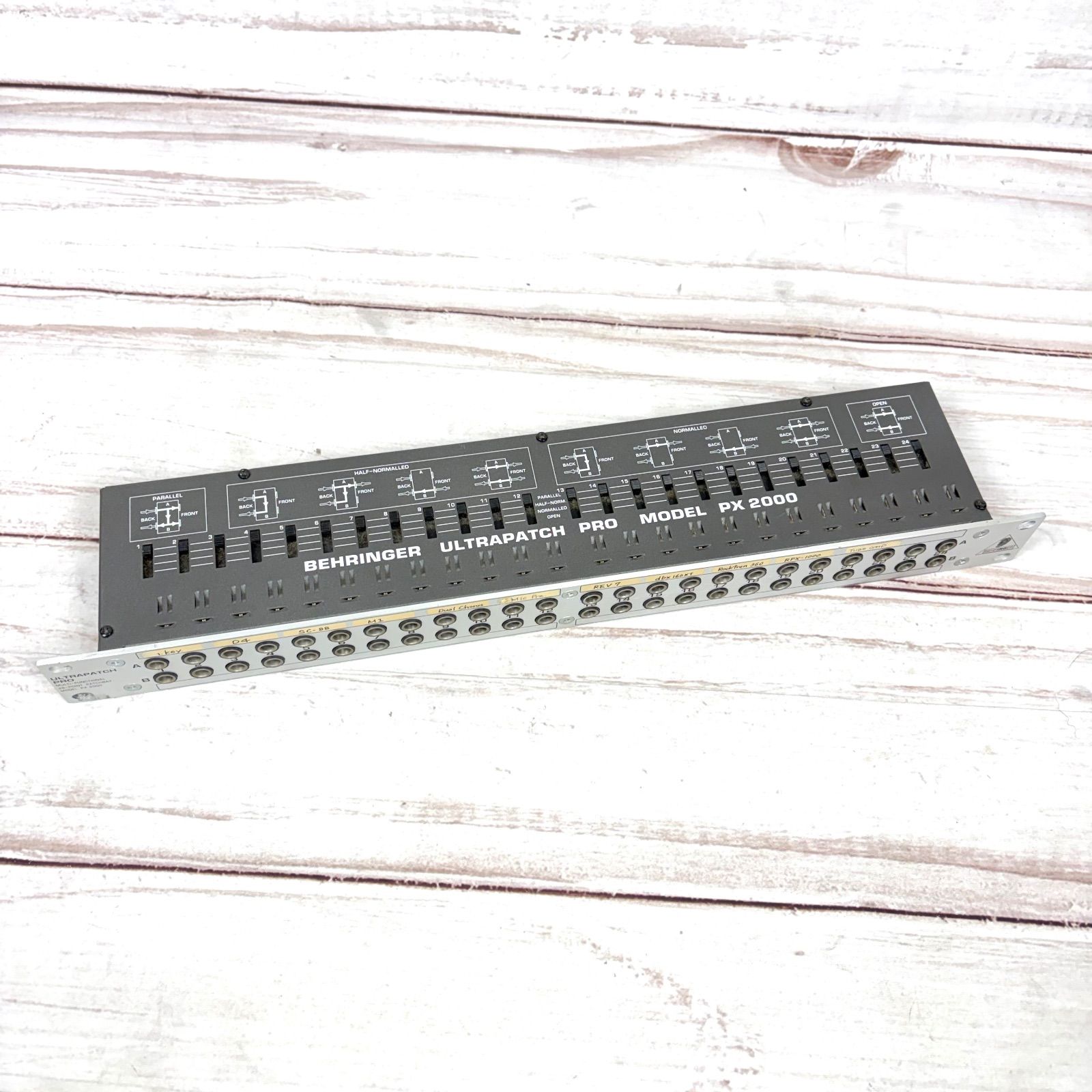 BEHRINGER ULTRAPATCH PRO PX2000 ベリンガー 48ポイント パッチベイ 