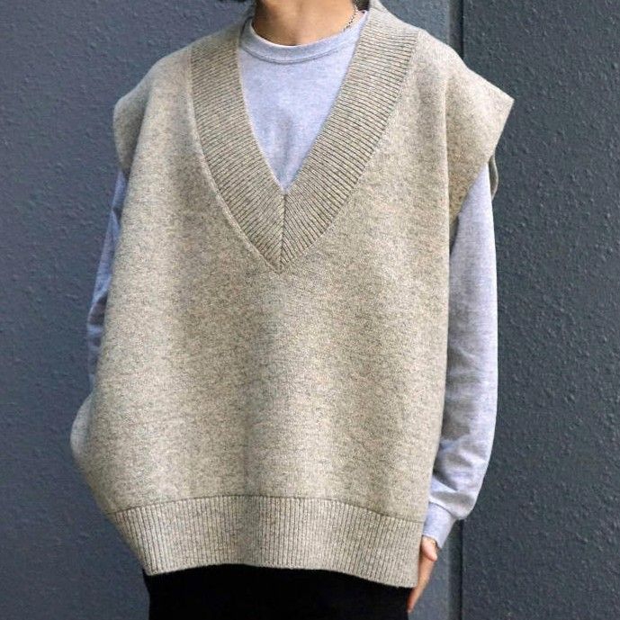 UNUSED アンユーズド 18AW V-NECK KNIT VEST オーバーサイズ Vネック 